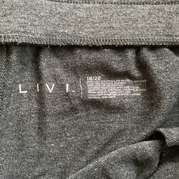 Lane Bryant LIVI collection Jogger - Picture 5 of 5